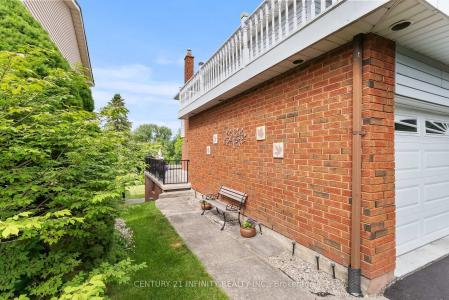 104 FROST DRIVE, Whitby, Ontario L1P 1C9, Canadá