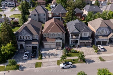 80 MARBROOK STREET, Richmond Hill, オンタリオ L4C 0Y8, カナダ