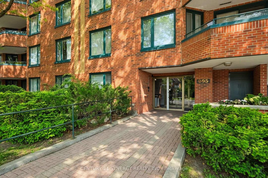 295 GILMOUR STREET, Ottawa Centre, Ontario K2P 0P7, Canadá