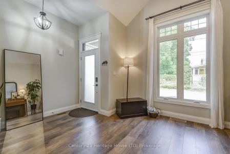 354 CAMBRIDGE ROAD W, Fort Erie, Ontario L0S 1B0, Canada