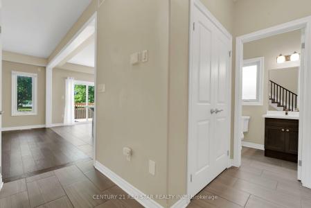 55 LAURENT AVENUE, Welland, Ontario L3B 0E2, Kanada