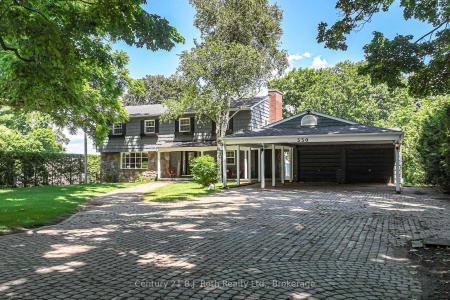 330 BAY STREET, Orillia, Ontario L3V 3X4, Canada