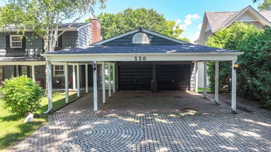 330 BAY STREET, Orillia, Ontario L3V 3X4, Canada