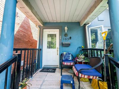 165 ROBINA AVENUE, Toronto, Ontario M6C 3Y8, Canada