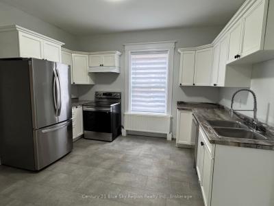 136 SECOND AVENUE E, North Bay, Ontario P1B 1L2, Canada