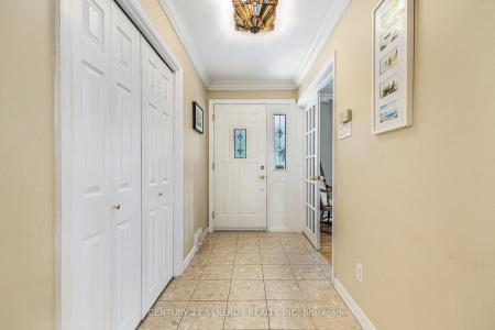 1069 ARNOT ROAD, Mooneys Bay - Carleton Heights And Area, Ontario K2C 0H5, Canadá