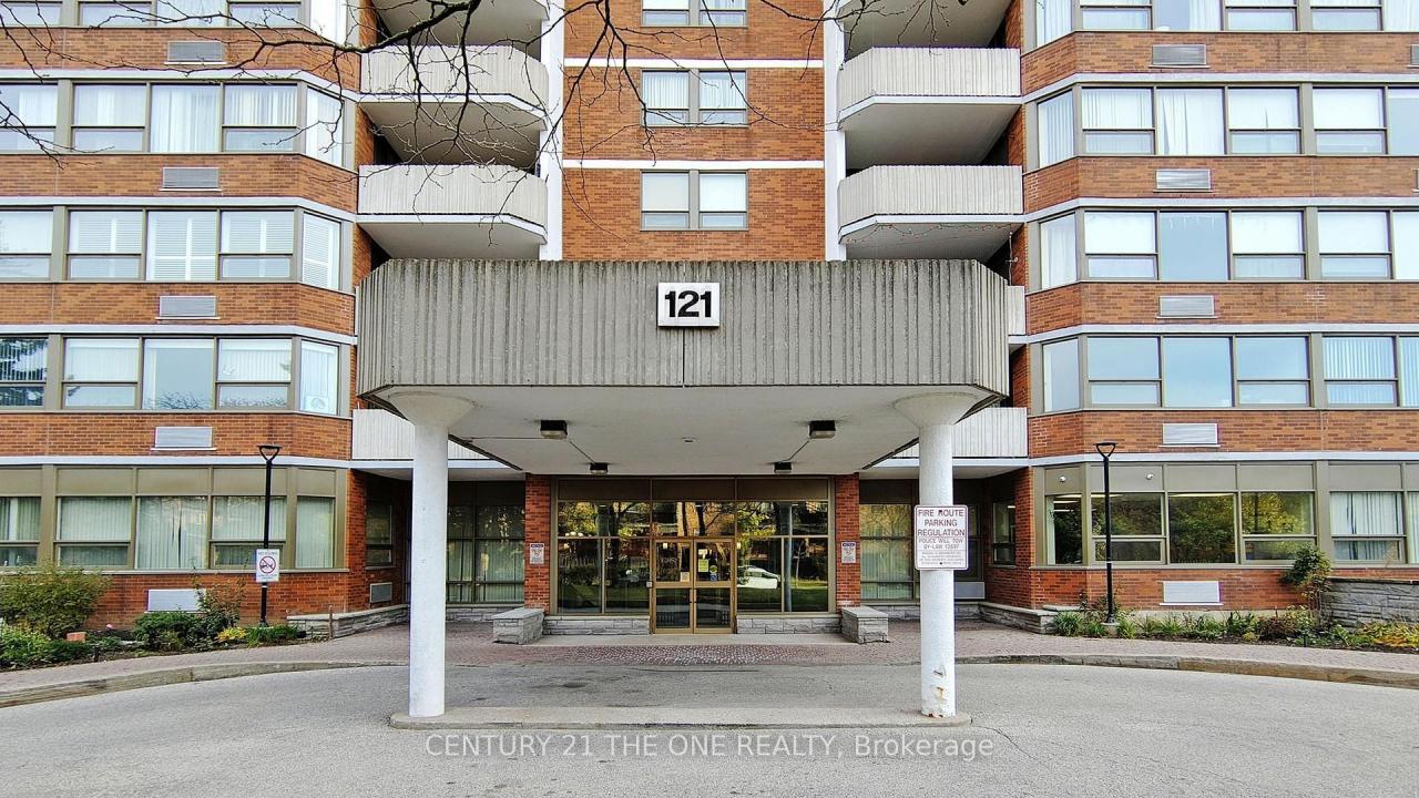 121 LING ROAD, Toronto, Ontario M1E 4Y2, Canada