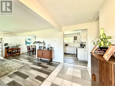 983 DEVINE STREET, Sarnia, Ontario N7S 1A9, Canada