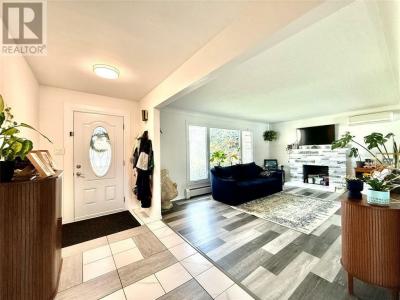 983 DEVINE STREET, Sarnia, Ontario N7S 1A9, Canada