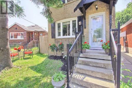 4 BRYANT AVENUE, Toronto (crescent Town), Ontario M4C 5G8, Canadá