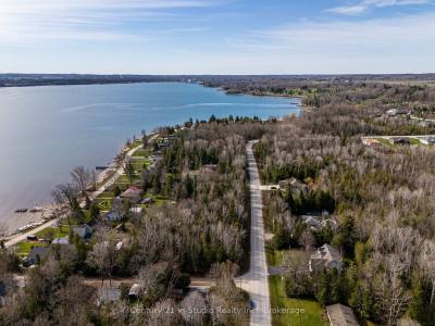 106 WASHINGTON AVENUE, Georgian Bluffs, Ontario N4K 5N4, Canada