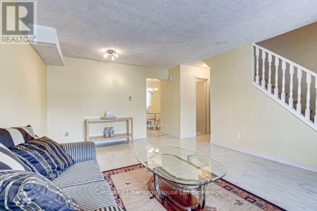 1215 CHEAPSIDE STREET, London East (east C), Ontario N5Y 5J9, Canada