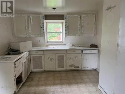 369 WELLINGTON ST E, Sault Ste. Marie, Ontario P6A 2L8, Canadá