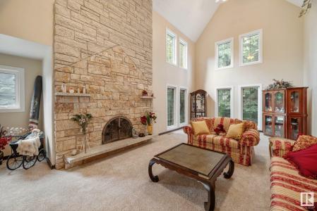70 VISCOUNT CRESCENT, Rural Sturgeon County, Alberta T8T 0E1, Canada