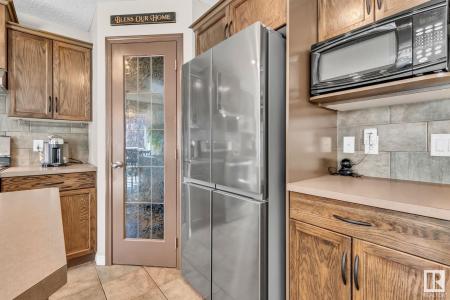 303 SOUTHWICK BOULEVARD, Leduc, Альберта T9E 0E8, Канада