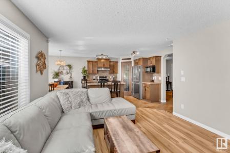 303 SOUTHWICK BOULEVARD, Leduc, Альберта T9E 0E8, Канада