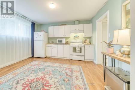 744 WILLIAM STREET, Innisfil (alcona), Ontario L9S 2G3, Canada