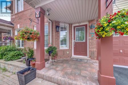 9 MILLCAR DRIVE, Toronto (rouge), Ontario M1B 6J6, Canadá