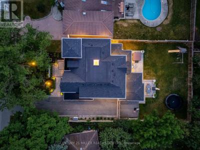 367 SEATON DRIVE, Oakville (wo West), Ontario L6L 3X9, Canada