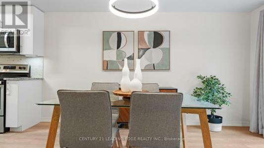 8835 SHEPPARD AVENUE EAST, Toronto (rouge), Ontario M1B 5R7, CANADÁ