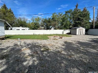 3 COTEAU AVENUE, Halbrite, Saskatchewan S0C 1H0, Canadá