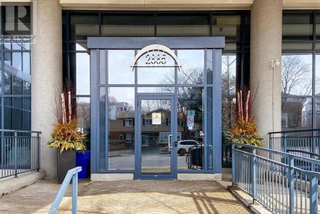 2885 BAYVIEW AVENUE, Toronto (bayview Village), Ontario M2K 0A3, Canada