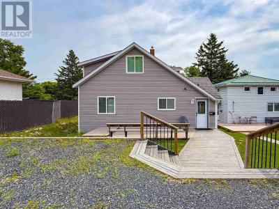 338 EIGHTH AVENUE SOUTH, Kenora, Ontario P9N 2H6, Canada