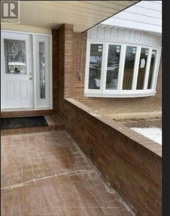 3038 CORAL DRIVE, Mississauga (malton), Онтарио L4T 1Z3, Канада