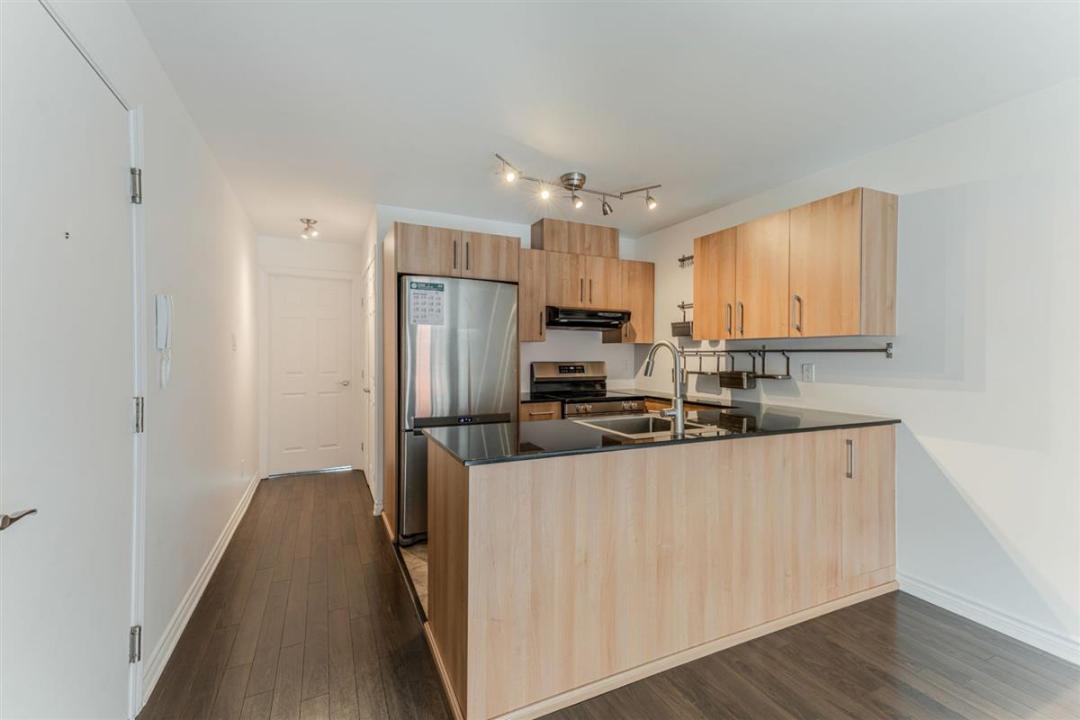 2140  Av. Charlemagne, Montréal (Mercier/Hochelaga-Maisonneuve), Quebec H1W 3S8, Canada