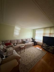2438-2440 Rue Shirley, Montréal (LaSalle), Quebec H8N 1E8, Canada