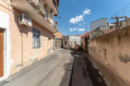 Via San Martino, Camporotondo Etneo, Sicilia 95040, 義大利