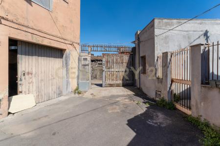 Via San Martino, Camporotondo Etneo, Sicilia 95040, 義大利