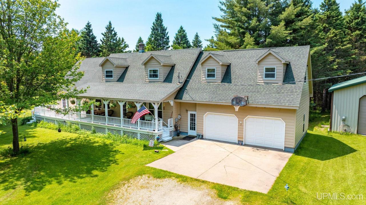 36985 Klingville Rd, Chassell, Michigan 49916