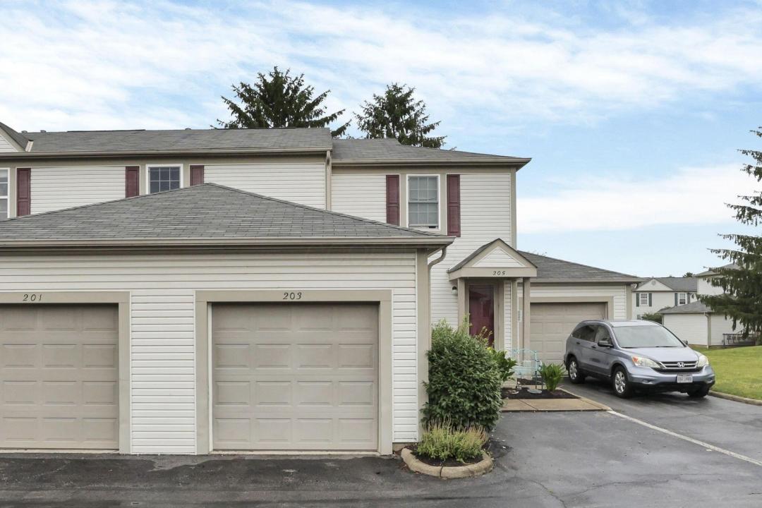 203 Hawkins Lane, Blacklick, Ohio 43004
