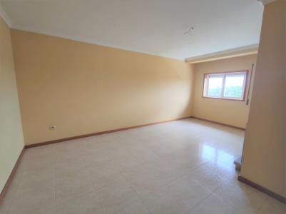 Oliveira De Azeméis, Aveiro 3720-283, Portugal