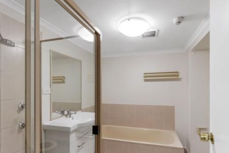 25/220 Goulburn Street, Surry Hills, NSW 2010, Australia