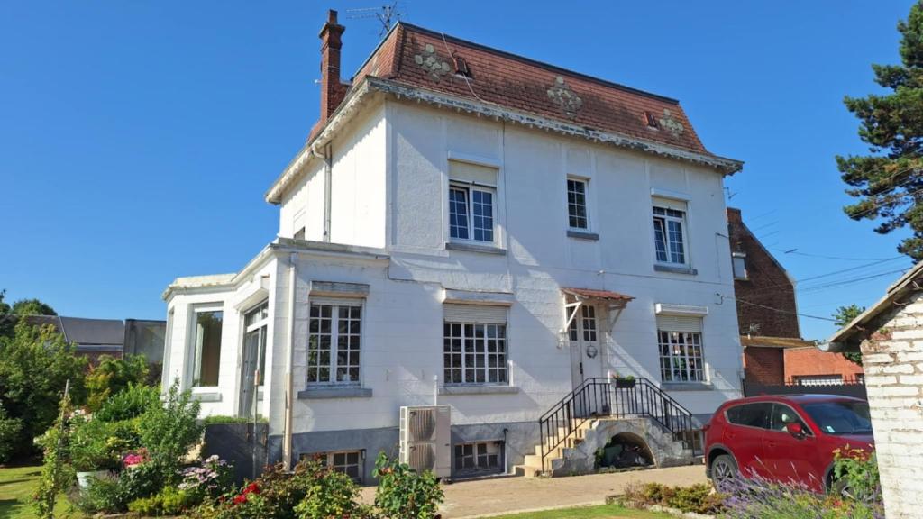 Rue Beauséjour, 8, Erquelinnes, 6560, בלגיה 