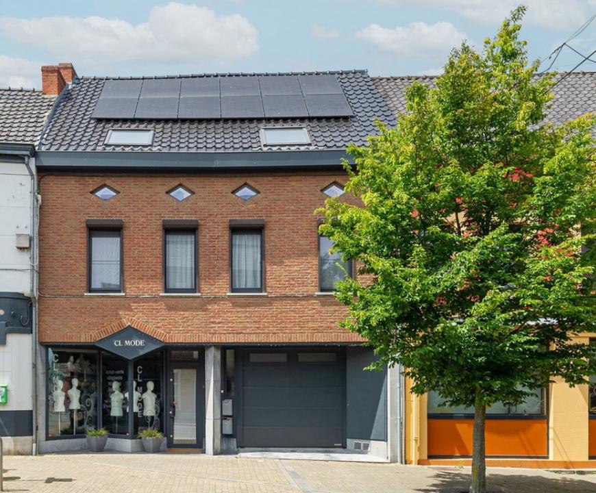 Place de Blaton 9, Blaton, 7321, Belgique