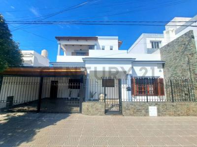 Urquiza 2618, Cordoba, Cordoba 00001, Argentina