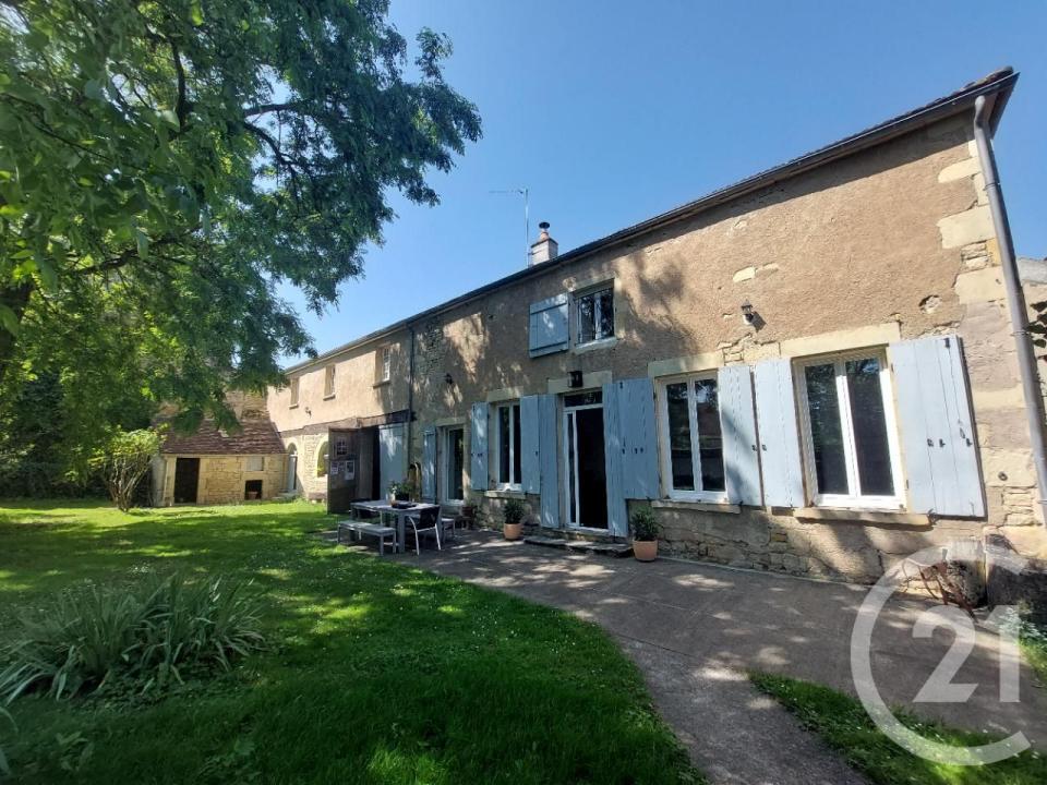 Tannay, Bourgogne 58190, France