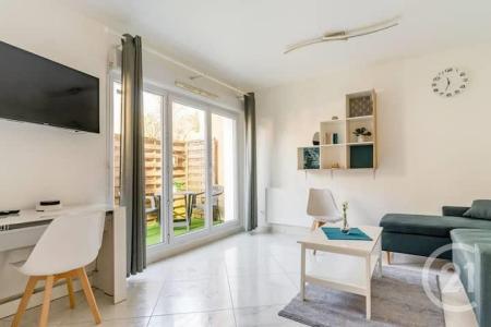 Villeparisis, Île-de-France 77270, アキタン