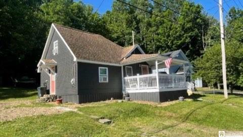 3 Mapleview Ave., Lakewood, Nowy Jork 1470, USA