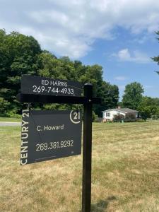 3706 Northview Drive, Kalamazoo, Michigan 49004, USA