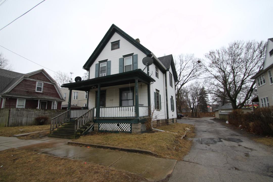 1033 Spafford Avenue, Rockford, Illinois 61107, Estados Unidos