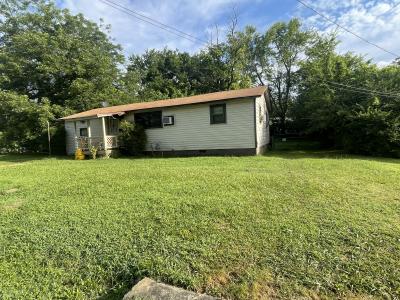 1001 Marion, Mena, Arkansas 71953, USA