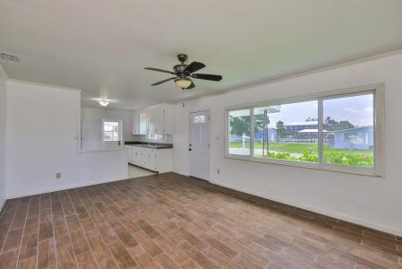 106 North Branch Rd W, Ruskin, Florida 33570, Amerika Birleşik Devletleri