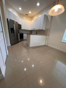 452 NE Canoe Park Circle, Port Saint Lucie, Florida 34983