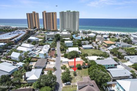 232 Cathy Place, Panama City Beach, Florida 32413, USA