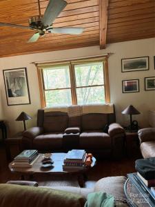 673 Chestnut Lane, Mars Hill, North Carolina 28754