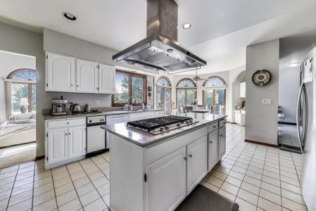 33 N Liberty Dr, Barrington, 伊利諾州 60010, 美國